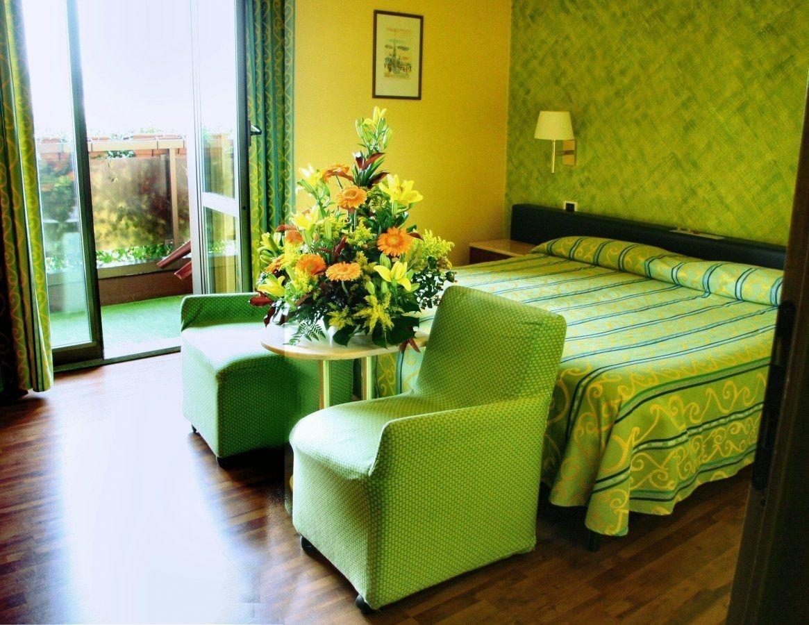 Hotel Atlantic Арона Екстериор снимка