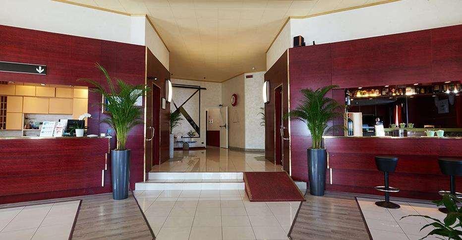 Hotel Atlantic Арона Интериор снимка